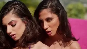 Gianna Dior & Darcie Dolce - Oil Me Up, Rub Me Down - Twistys