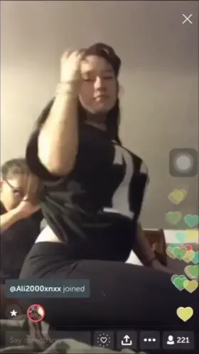 Can anyone find this with sound? I’ve seen it before but can’t find it