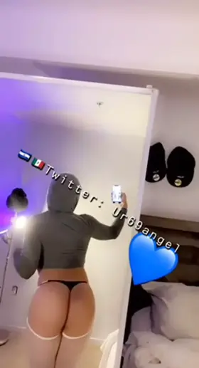 Someone hit me up 😞