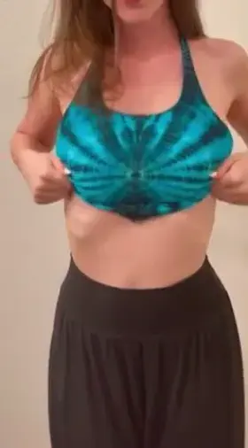 Dropping Her Perfectos