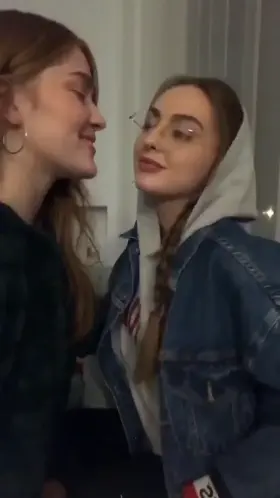 Jia Lissa and Lena Reif