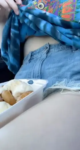 Flashing my tits while my neighbors mow their lawns