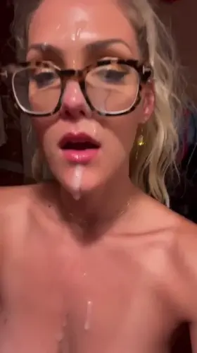 There’s something on my glasses 🤓