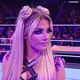 Alexa Bliss 🥵