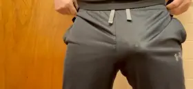 I wonder if anybody saw me leaking precum at the gym... Doing squats with a plug in is a lot of fun!