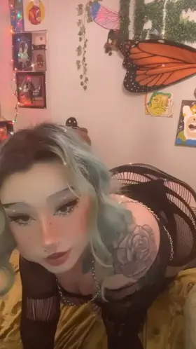 do u wanna play? 🥺