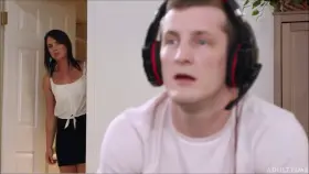 Riley Jacobs - Her sexy eyes are hypnosis