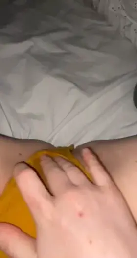 I love playing with my little ginger pussy😅🥺