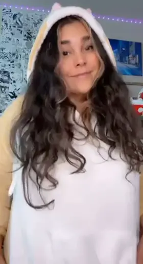 Would you fuck a curvy girl like me doggystyle?