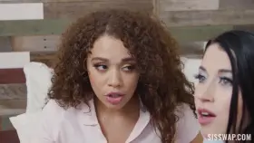 SisSwap - Rate Me (Alex Coal ,Willow Ryder ) 1 of 4