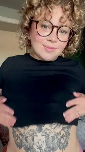 Mondays always make me so horny!!! Come play with me!!! 💕🔥💕