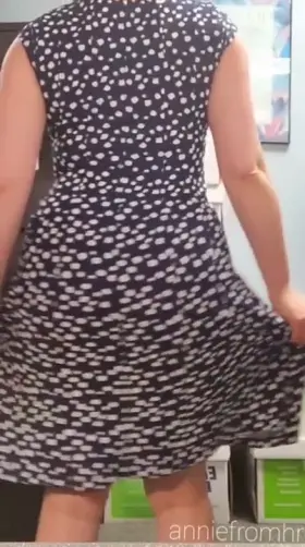 Do you like my little shimmy into showing you my cheeks?