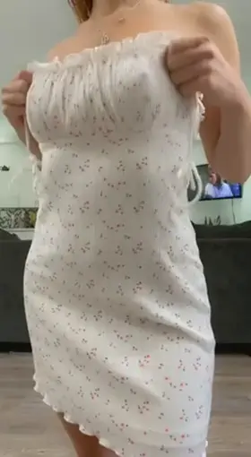 my sundress was getting in the way of my sexy body hope you don’t mind 😘