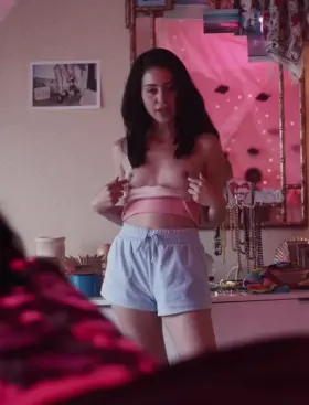 Alexa Demie in 'Euphoria' S1E1