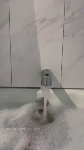 Would love to feel your cock sliding in me underwater. Wanna try?🥺