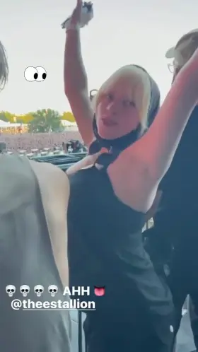 That jiggle. Oh guys help I’m gonna cum I need a mouth or hand