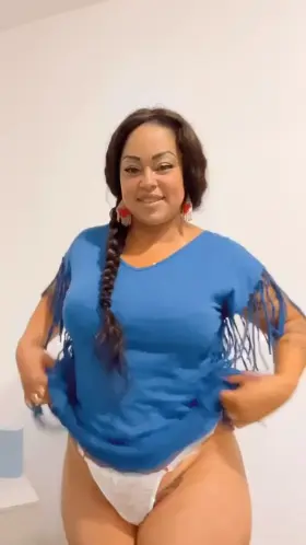 got me now and i can't say no 😘 check my profile to see more 😇