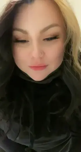 Who likes to suck on nipples ? 😋