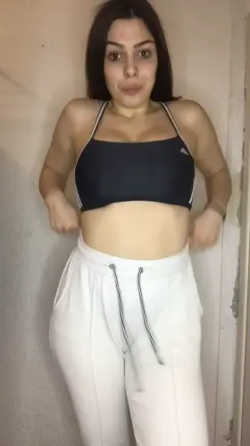 (18) If even 5 guys like my boobs and ass, I'll celebrate and fuck myself anal 🙈