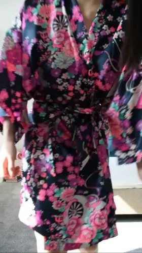 Will you be the first guy that I hook up with on reddit? I wonder how long you will last...