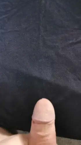 First post ever, hope you enjoy and plenty more where that cums from! Been told I have quite the fire hose. If you like it then let me know. Might even upload some more! 💦