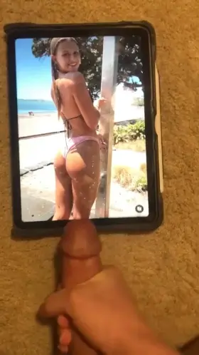 My first time jerking to Phoebe Harris!