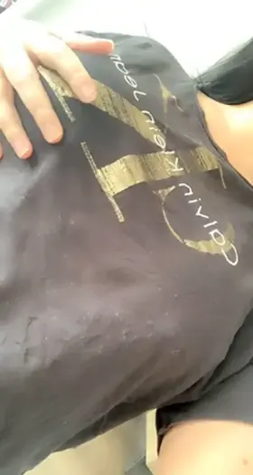 There’s some big tits hiding under my my t-shirt 😏