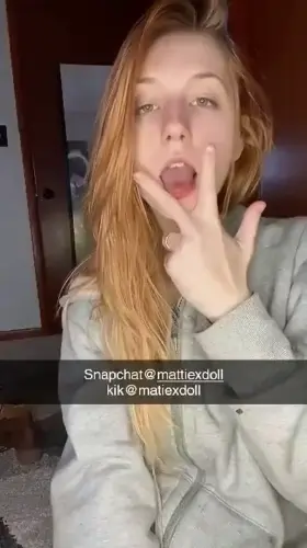 20 [F] Whos on to watch me do something with my tounge just message me on kik and snap boys