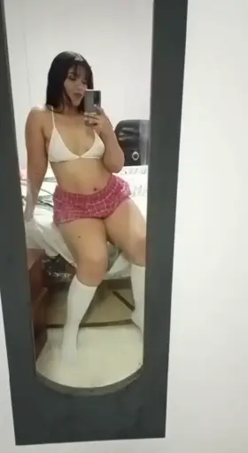 [selling] [f] fetish friendly, sexting, vid chats, onlyfans, customs, GFE, Osd.24, Kik: Osd.21, Telegran Oshy21, Skype: live:.cid.58407a4e6f4cb8fc