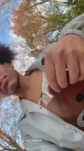 Would you take a walk with me? I promise there'll be a great view 😁⛅️