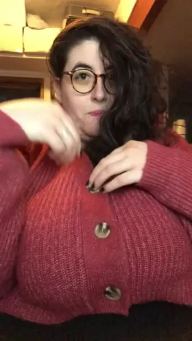 Do these glasses make my boobs look big?