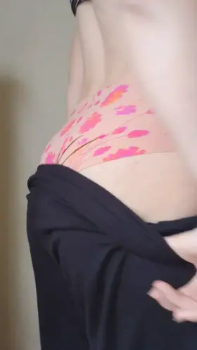 This fuckdoll has a PHAT ass!