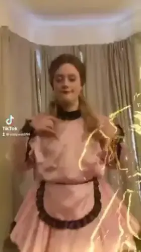 I decided to force my slaves to do some of the tiktok challenges 😈 first up is my enslaved Jess let me know how she did are recommend what she should do next 😛