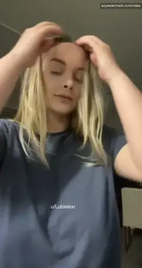 There’s no hiding these titties 🙈