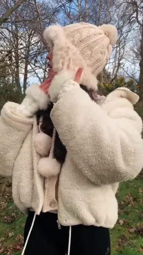 Trying to seduce horny golfers while on my walk