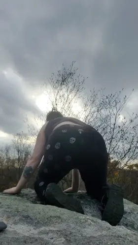 Curvy girls like to hike too