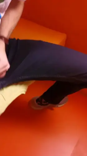 Cumming at college cafetaria