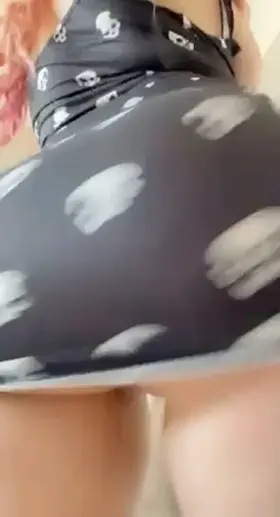 19[F]Up:vo:te that if your dick is bigger than 4.8 inchesSC: martin.nr0