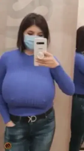 Bursting Stretch Top