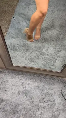 Gravity has done me wonders after 3 kids. 😇 [F30]