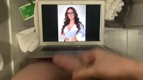 Jerking Off & Cumming To Mikaylah