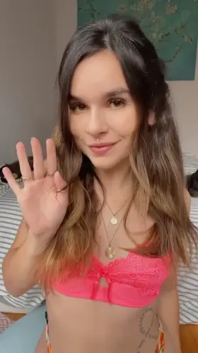 challenging you to keep eye contact, can you?