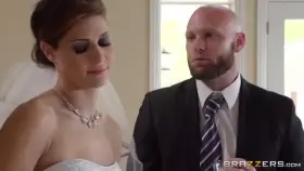 The Wedding Photographer