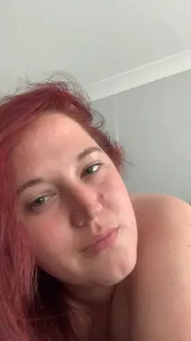 Not everyone likes a chunky mom, but this is for the guys that do