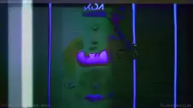 KDA Akali cosplayer shows off the VIP experience on cam