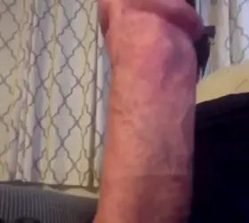 My big fat throbbing cock hides my forearm 😈🍆💪🏻