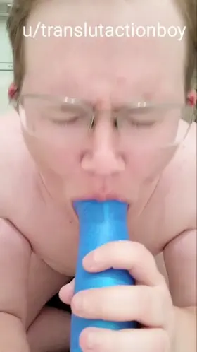 (26, ftm) Daddy how do I look like this?