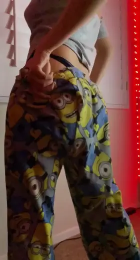 Cum all over my ass 😋