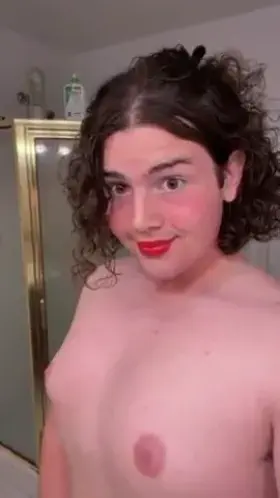 Hypnotized Hormone Whore 🥰