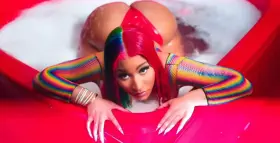 Nicki Minaj 🍑